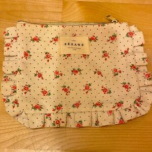 Cute Sezane zip up pouch